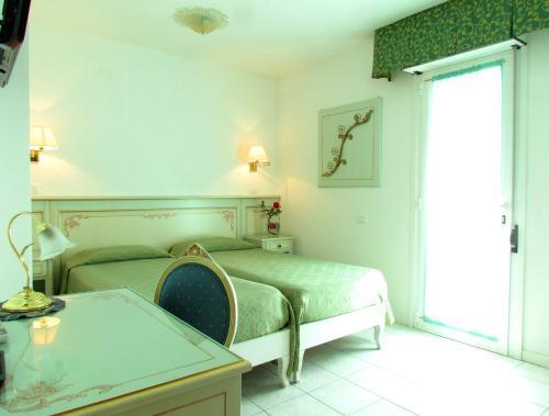 Oasi Hotel 3*